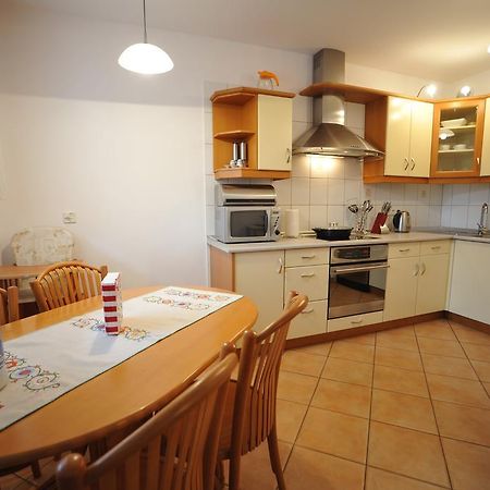 Apartament Tais Wrocław Buitenkant foto
