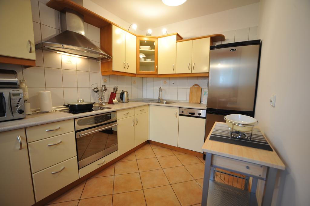 Apartament Tais Wrocław Buitenkant foto