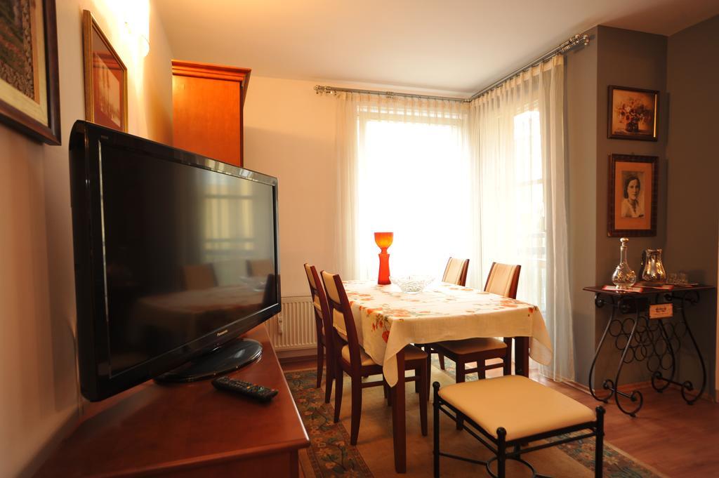 Apartament Tais Wrocław Buitenkant foto