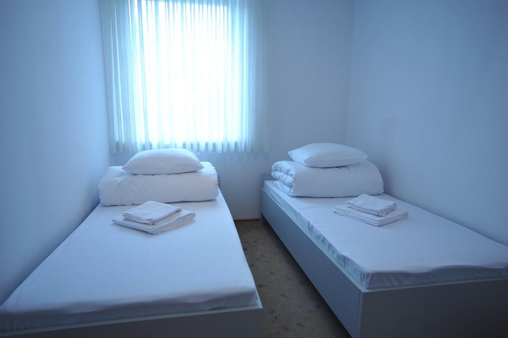 Apartament Tais Wrocław Buitenkant foto
