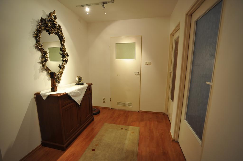 Apartament Tais Wrocław Buitenkant foto