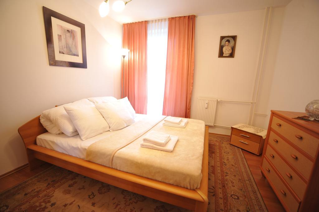 Apartament Tais Wrocław Buitenkant foto